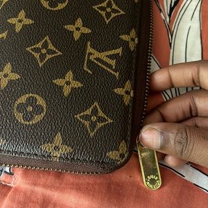 FLASH SALE - COPY- Louis Vuitton wallet